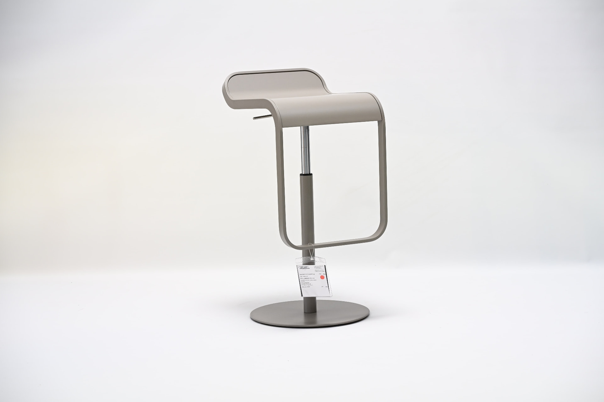Lapalma Barhocker Lem — Hocker als Ausstellungsstück im Designer Outlet