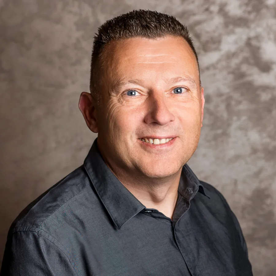 Alain Baur — Beratung / Planung / Verkauf, Wohn-Center Räber