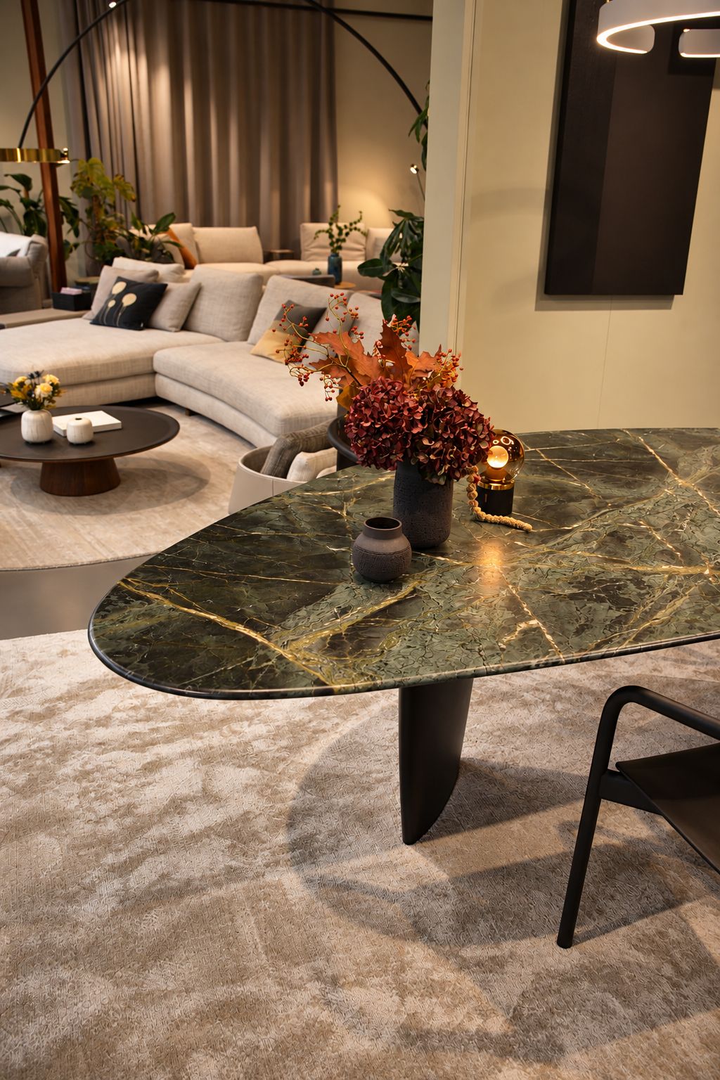 Zu Besuch bei Walter Knoll — neue Designhighlights für unseren Showroom — Bild 2