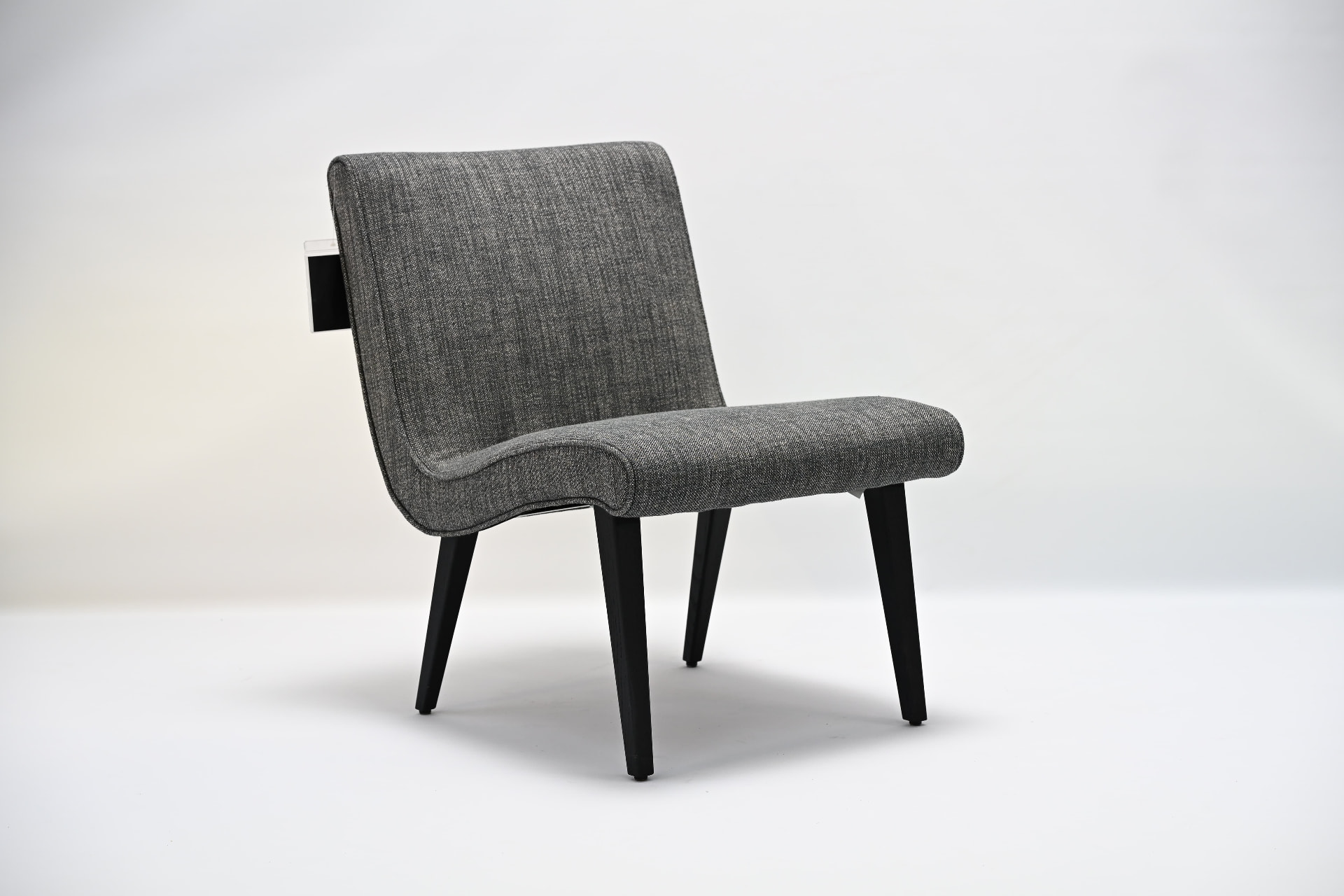 Walter Knoll Sessel Vostra Wood — Sofas und Sessel als Ausstellungsstück im Designer Outlet