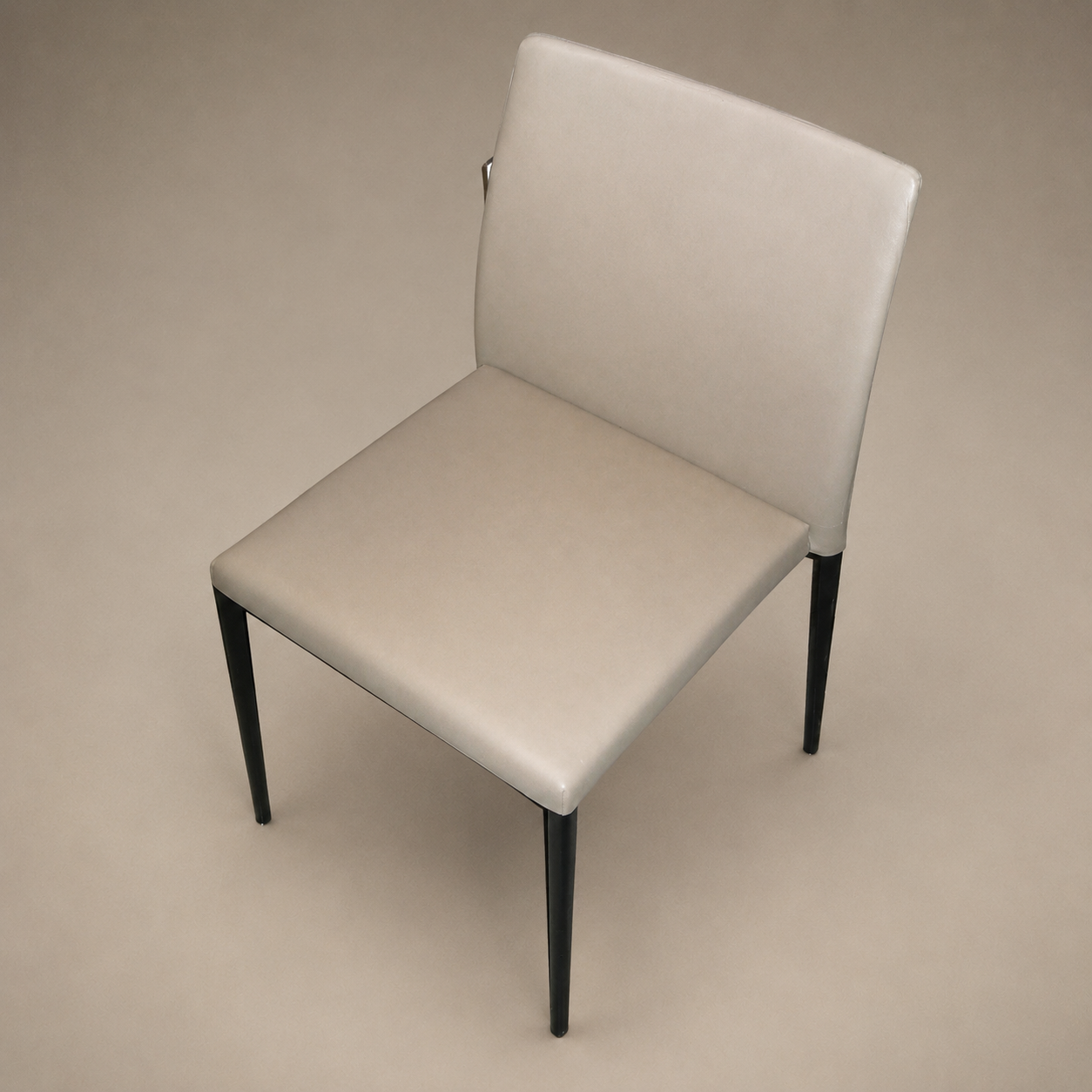 Walter Knoll Stuhl Deen — Stühle als Ausstellungsstück im Designer Outlet